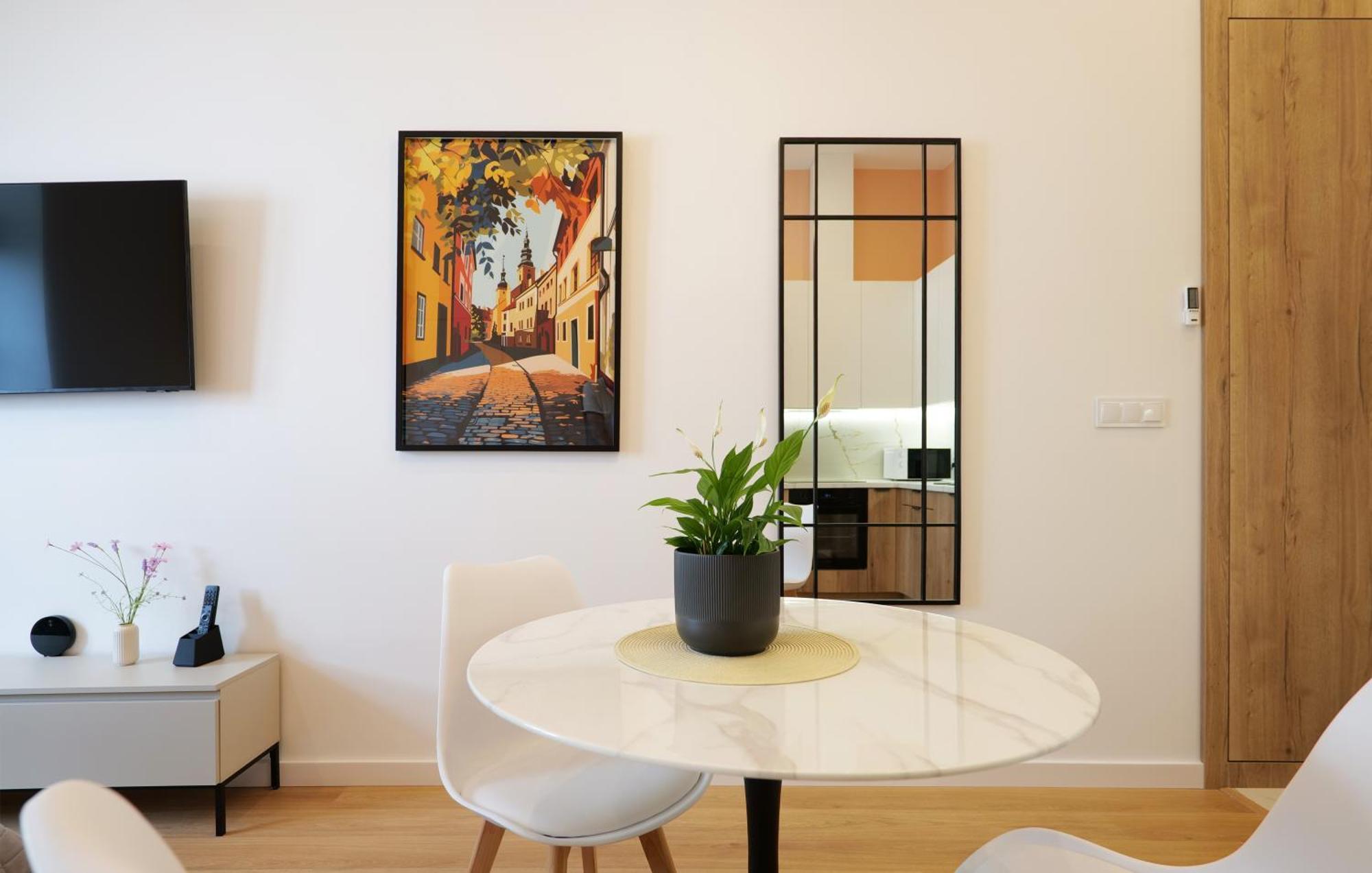 Studio Apartment